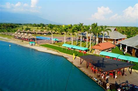 camsur philippines resorts|camarines sur surfing resorts.